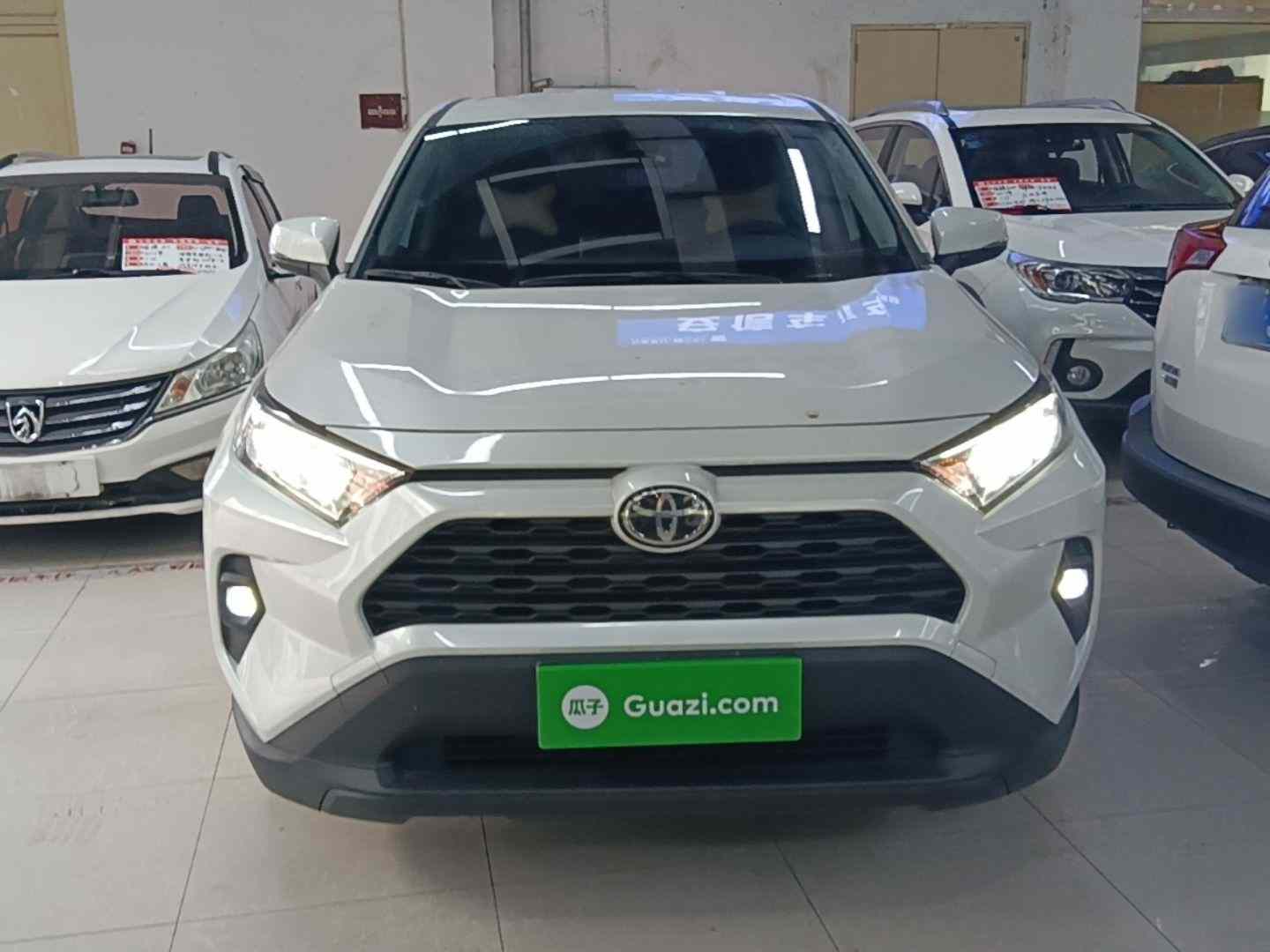 丰田 RAV4荣放 2024款 2.0L CVT两驱都市版(1)