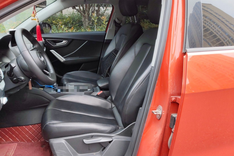奥迪Q2L 2020款 35 TFSI 进取动感型局部细节19