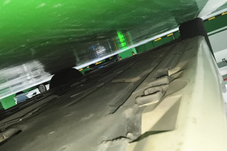 奔驰A级 2022款 改款三 A 200 L 运动轿车时尚型局部细节9003