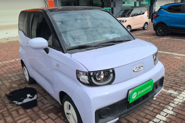 奇瑞 QQ冰淇淋 2022款 120km 甜筒 磷酸铁锂车身外观3