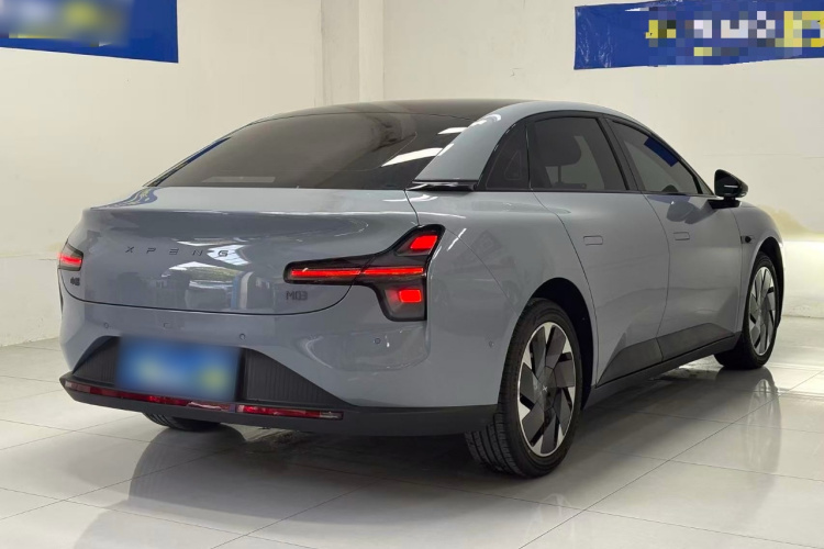 小鹏MONA M03 2025款 502 长续航 Max车身外观7