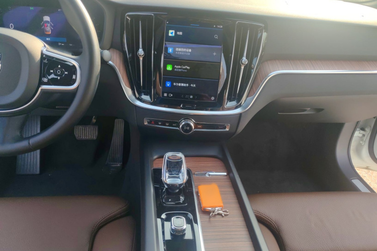 沃尔沃S60 2025款 B4 智远豪华版局部细节16