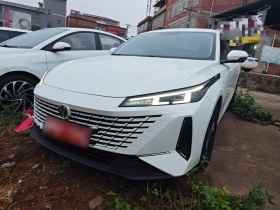 长安 逸达 2023款 蓝鲸NE 1.5T GDI DCT尊享型