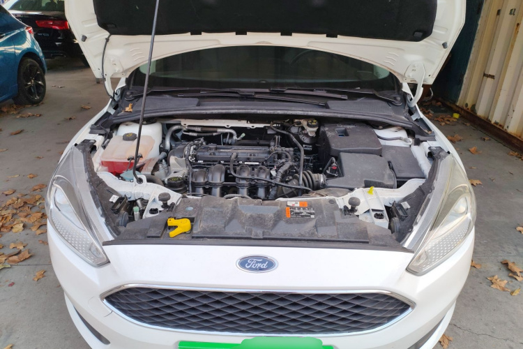 福特 福克斯 2018款 两厢经典 1.6L 自动风尚型智行版局部细节24