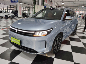 鸿蒙智行 问界M7 2024款 1.5T 智驾四驱Ultra版 5座