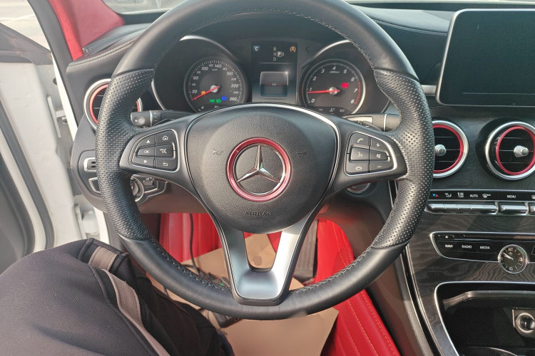 奔驰C级 2015款 C 200 L 运动型中控内饰13