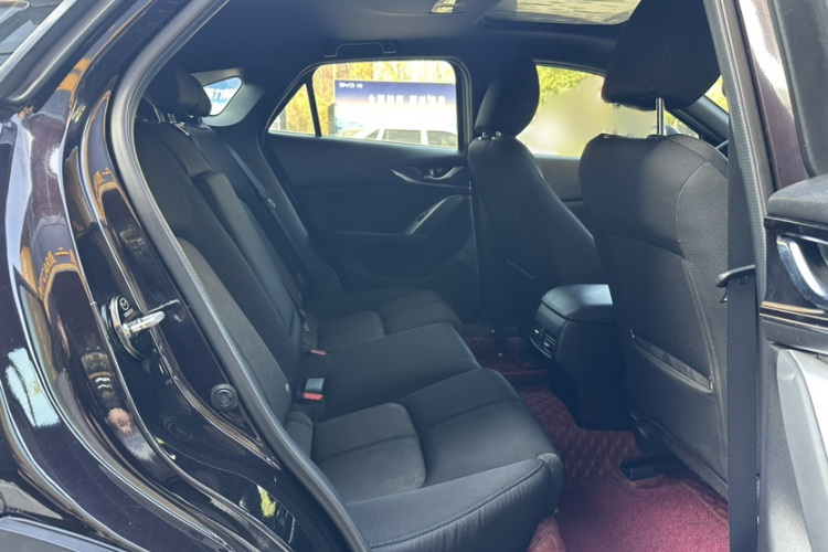 马自达CX-4 2021款 2.0L 自动两驱蓝天活力版中控内饰7003