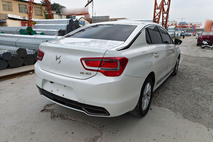 DS 5LS 2014款 1.8L 自动舒适版VTi140车身外观6005