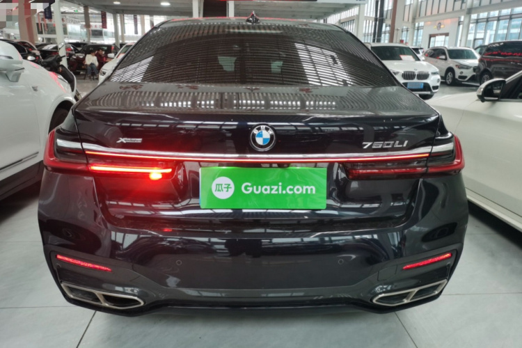 宝马7系 2019款 改款 730Li M运动套装车身外观6