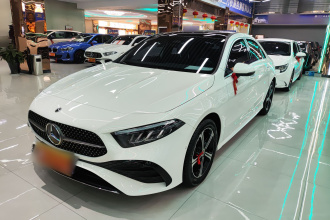 奔驰A级 2024款 A 200 L 时尚型