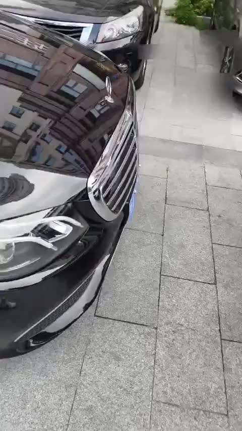 奔驰E级 2018款 改款 E 200 L 4MATIC讲解2