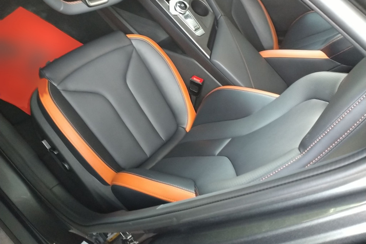 长安UNI-V 2023款 1.5T 智慧领航型局部细节19