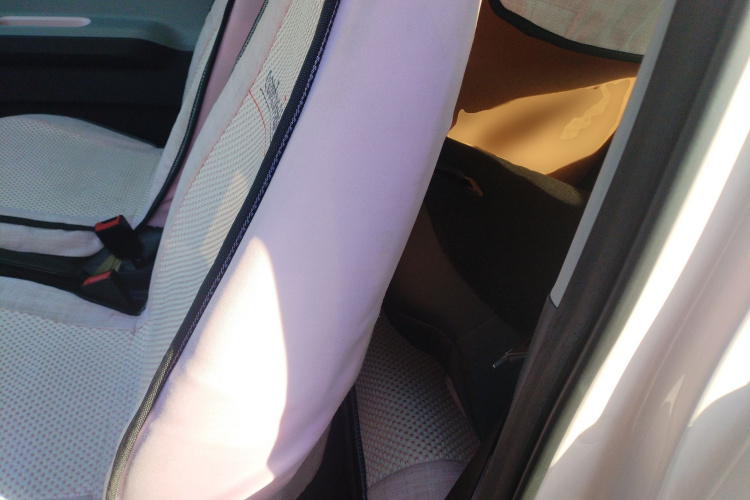 五菱汽车 宏光MINIEV 2021款 马卡龙时尚款 磷酸铁锂中控内饰21