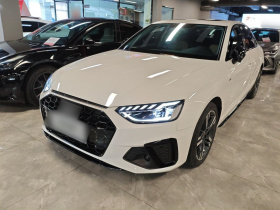 奥迪A4L 2022款 40 TFSI 豪华动感型