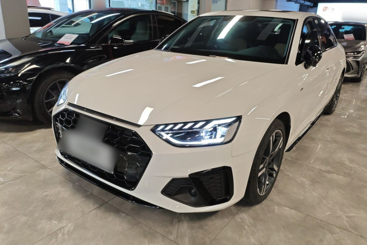 奥迪A4L 2022款 40 TFSI 豪华动感型车身外观1