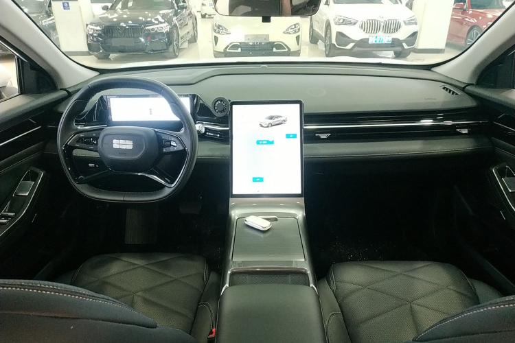 吉利银河 银河L6 2024款 125km PLUS 龙腾版中控内饰12