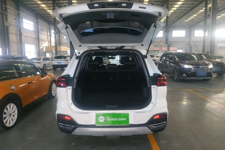 奇瑞 瑞虎8 2018款 1.5TCI 手动特供版 5座机舱底盘23