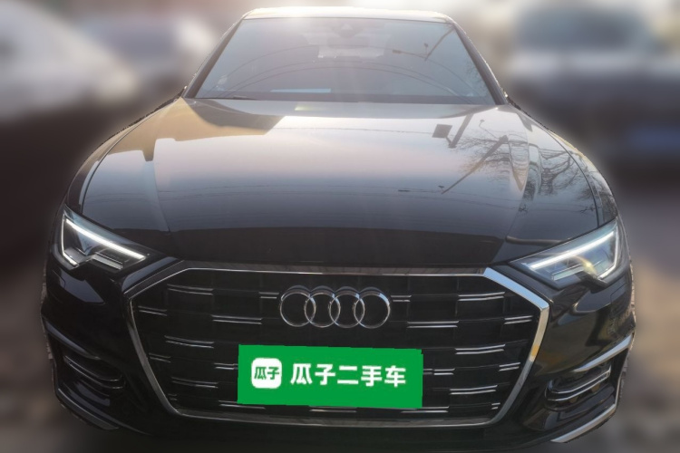 奥迪A6L 2023款 45 TFSI 臻选动感型车身外观2
