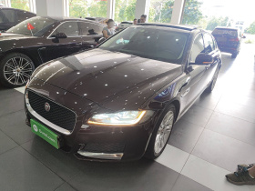 捷豹XFL 2018款 XFL 2.0T 250PS 豪华版