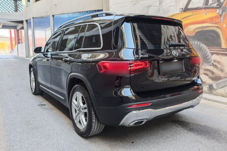 奔驰GLB 2021款 GLB 200 动感型车身外观6004