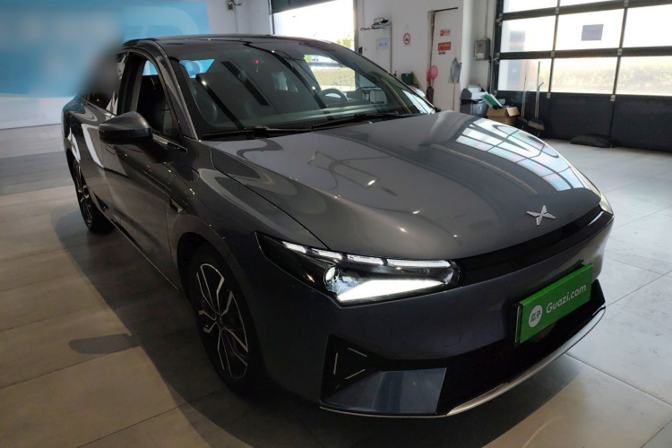 小鹏P5 2021款 460G+车身外观3