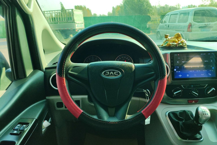 江淮瑞风 瑞风M3 2019款 创客版 1.8L 豪华型中控内饰13