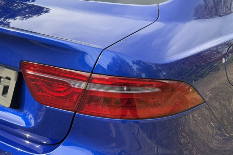 捷豹XEL 2018款 2.0T 200PS 精英版车身外观6002