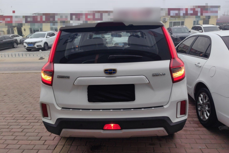 吉利汽车 远景X6 2016款 1.8L 手动豪华型车身外观6