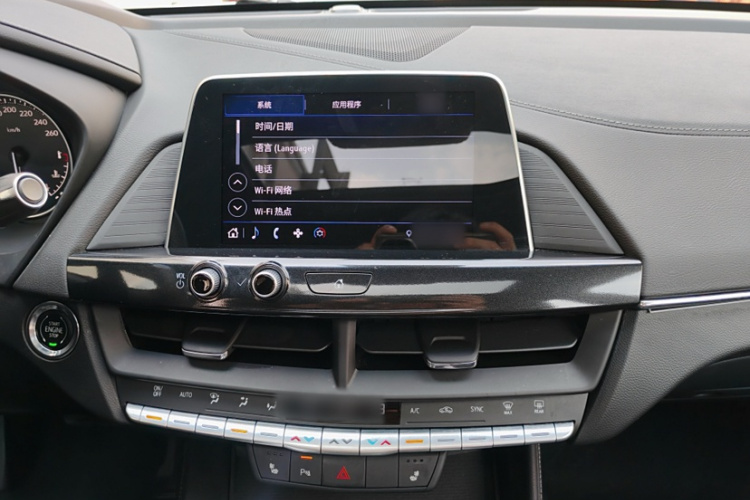凯迪拉克CT4 2022款 28T 豪华型中控内饰7004