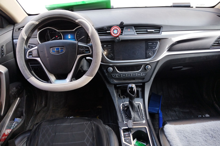 吉利汽车 帝豪 2017款 两厢RS百万款 1.5L CVT向上版中控内饰12