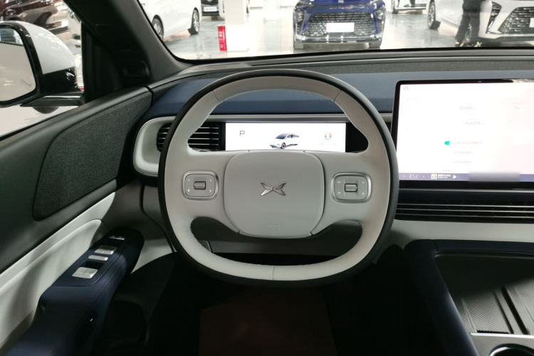 小鹏G6 2023款 580 长续航 Pro中控内饰13