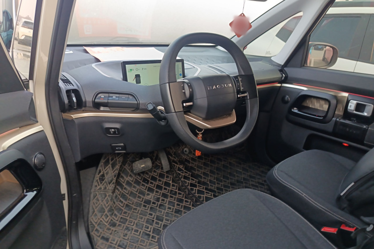 宝骏KiWi EV 2021款 设计师 三元锂中控内饰12