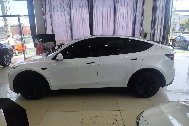 特斯拉 Model Y 2022款 改款 长续航全轮驱动版车身外观6003