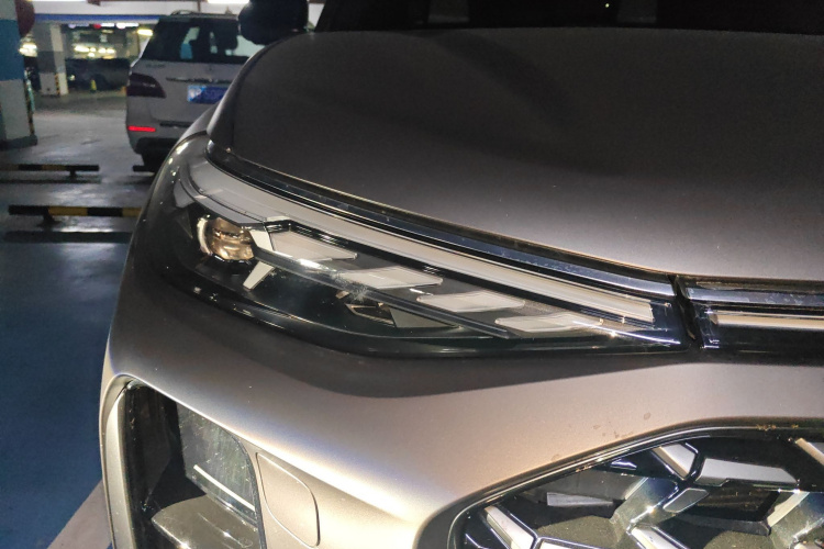 奥迪Q6 2023款 50 TFSI quattro 凌云版 edition one车身外观6006