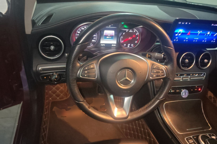 奔驰C级 2015款 改款 C 200 L 运动型局部细节13