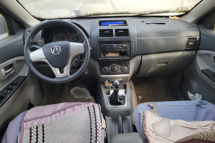 北汽威旺M20 2014款 1.5L实用型BJ415A中控内饰12