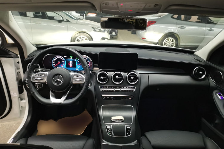 奔驰C级 2020款 改款 C 260 L 运动版中控内饰7002