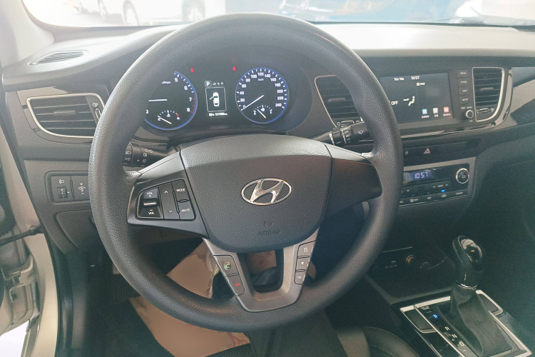 现代 名图 2016款 1.8L 自动智能型GLS局部细节13