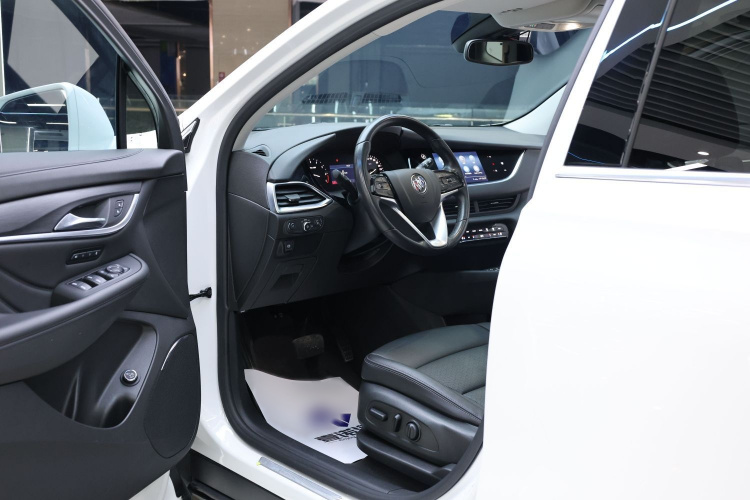 别克 昂科旗 2020款 28T 四驱尊贵型中控内饰7001