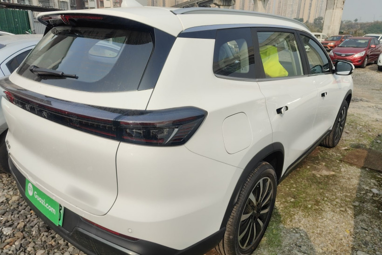 奇瑞 风云T8 2025款 1.5T 130km 舒适版5座车身外观7