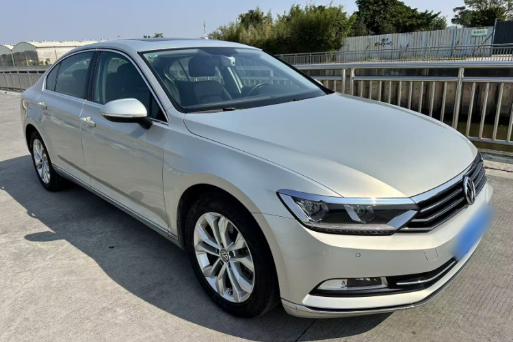 大众 迈腾 2019款 330TSI DSG 豪华型 国VI车身外观6006