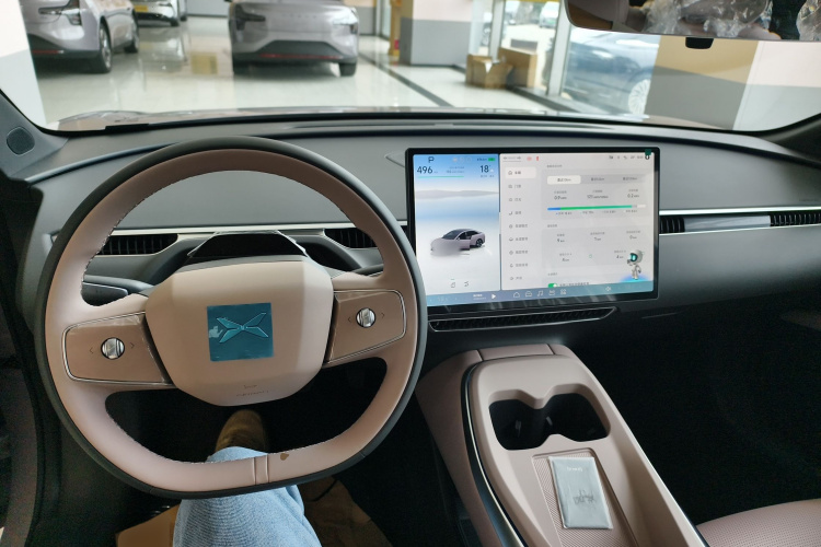 小鹏MONA M03 2025款 620 超长续航 Plus中控内饰7002