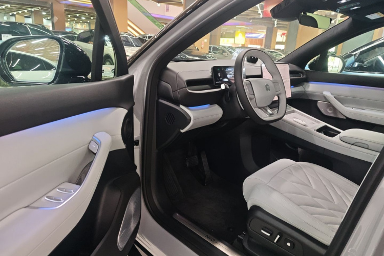 蔚来ES6 2025款 100kWh中控内饰20