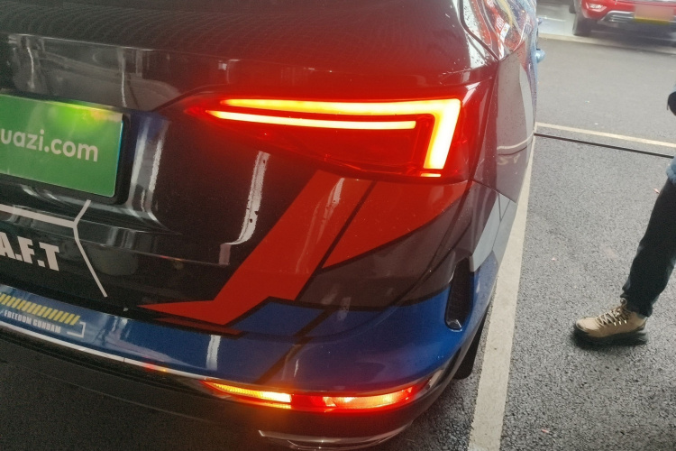 捷途X90 2020款 1.5T 手动影趣版 5座车身外观6006