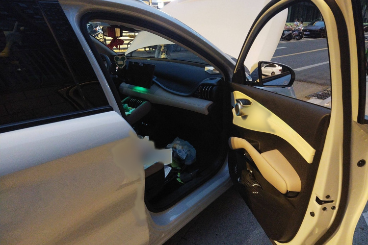 比亚迪 元PLUS 2025款 智驾版 510KM 超越型局部细节9005