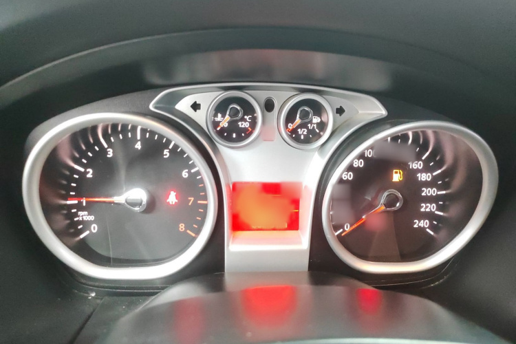 福特 福克斯 2013款 两厢经典 1.8L 手动百万纪念版局部细节14