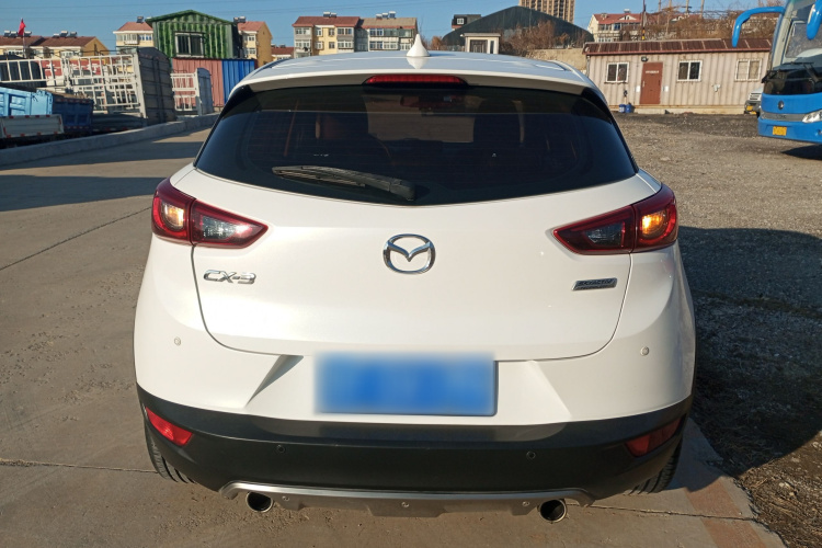 马自达CX-3 2018款 2.0L 自动尊贵型车身外观6