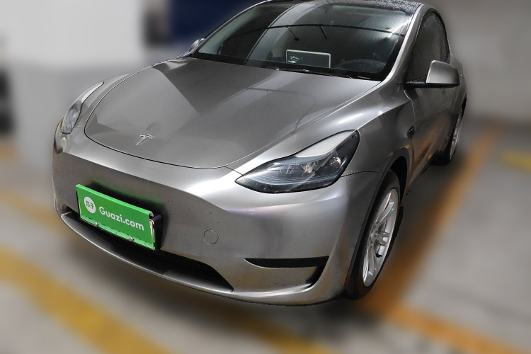 特斯拉 Model Y 2023款 后轮驱动版车身外观1