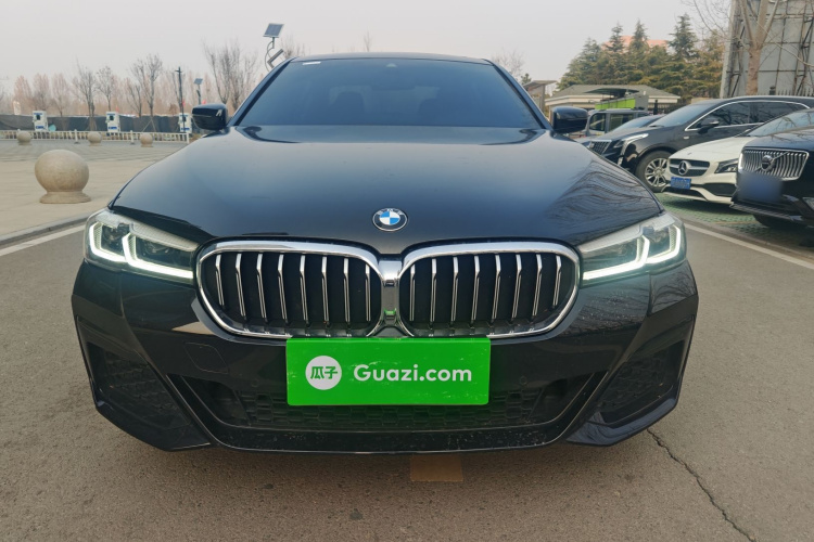 宝马5系 2023款 改款 530Li 领先型 M运动套装车身外观6001