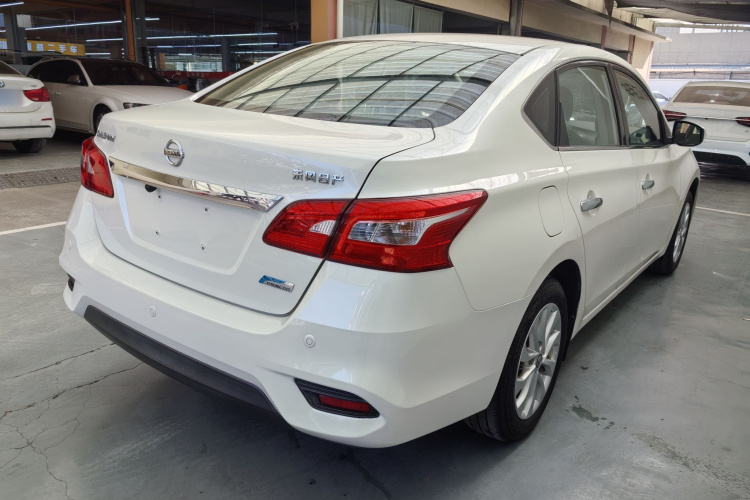 日产 轩逸 2016款 1.6XL CVT豪华版车身外观6013